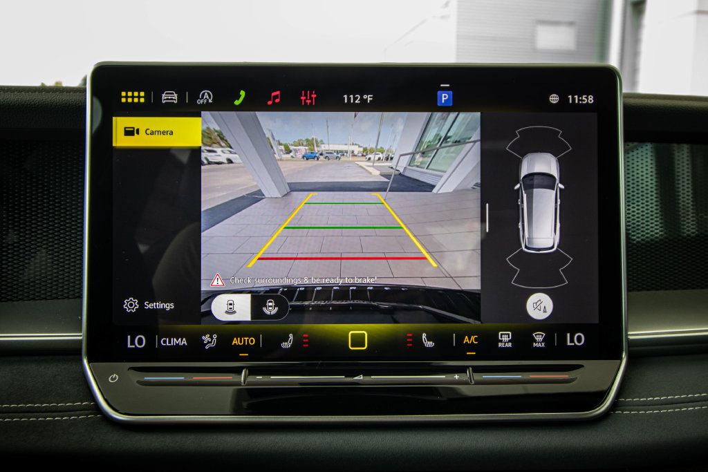 New 2026 Volkswagen Tiguan SE R-Line FWD image 41