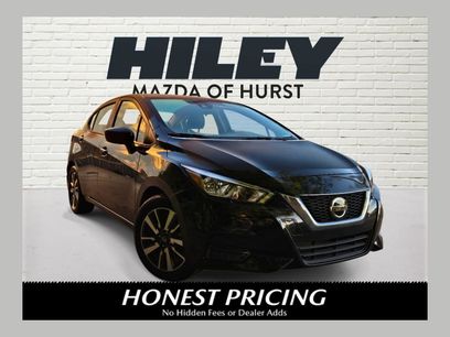 Used 2022 Nissan Versa SV w/ Trunk Package