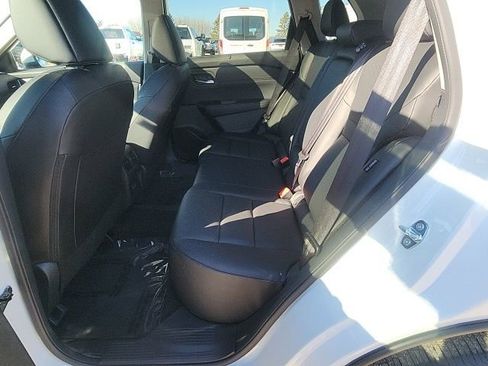 Certified 2025 Nissan Rogue SV w/ SV Premium Package image 17