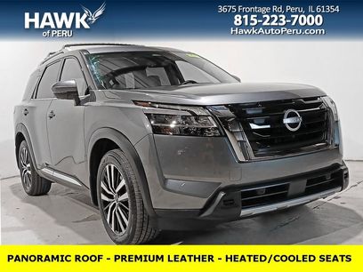 Used 2024 Nissan Pathfinder Platinum w/ Cargo Package