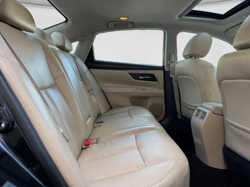Used 2015 Nissan Altima 2.5 SL w/ Moonroof Package FWD image 22