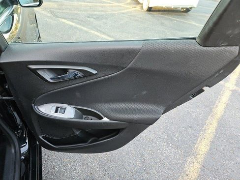 Used 2020 Chevrolet Malibu LS image 17