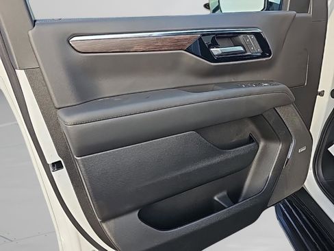 New 2026 Chevrolet Tahoe LT w/ Comfort Package image 19