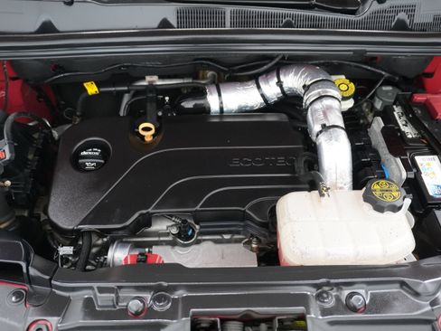 Used 2019 Buick Encore Essence image 26