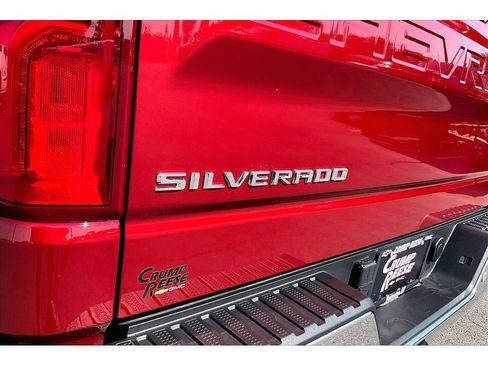 Used 2024 Chevrolet Silverado 1500 LTZ w/ LTZ Convenience Package II AWD/4WD image 25