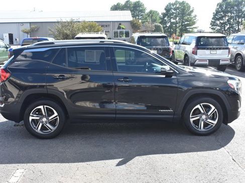 Used 2020 GMC Terrain SLT image 4