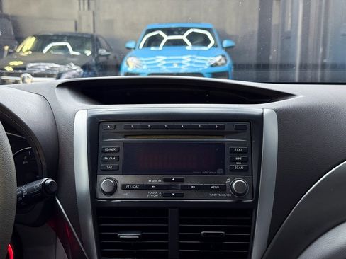 Used 2010 Subaru Forester 2.5X image 22