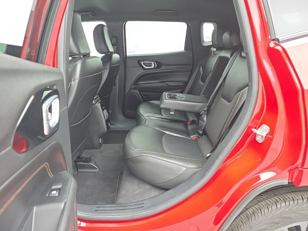 Used 2022 Jeep Compass Limited AWD/4WD image 43