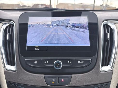 Used 2024 Chevrolet Malibu LT image 15