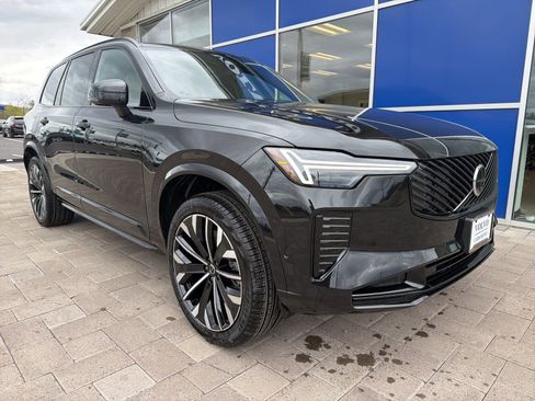 New 2026 Volvo XC90 T8 Ultra w/ Protection Package AWD/4WD image 2