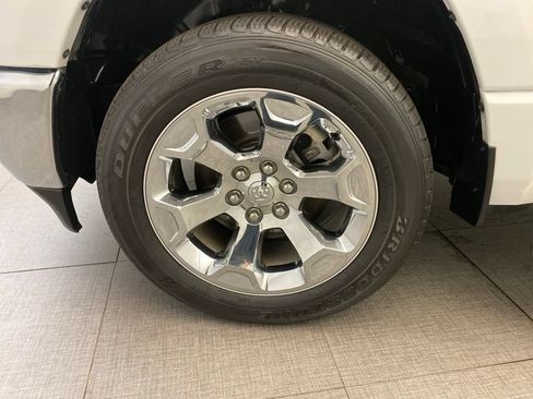 Used 2022 RAM 1500 Big Horn AWD/4WD image 12