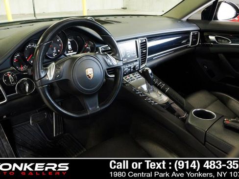 Used 2016 Porsche Panamera 4 Edition image 29