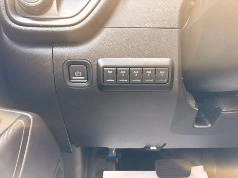 Used 2024 Chevrolet Silverado 2500 W/T w/ WT Fleet Convenience Package AWD/4WD image 27