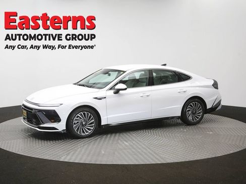 Used 2025 Hyundai Sonata SEL FWD image 57
