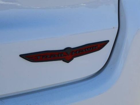 Used 2025 Jeep Compass Trailhawk w/ Trailer Tow Group AWD/4WD image 9