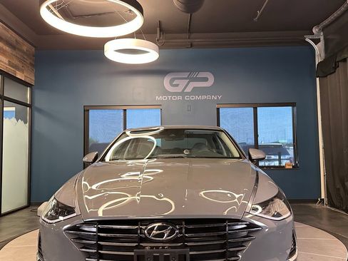 Used 2020 Hyundai Sonata SE FWD image 8
