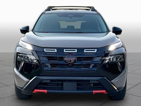Certified 2025 Nissan Rogue SV AWD/4WD image 3