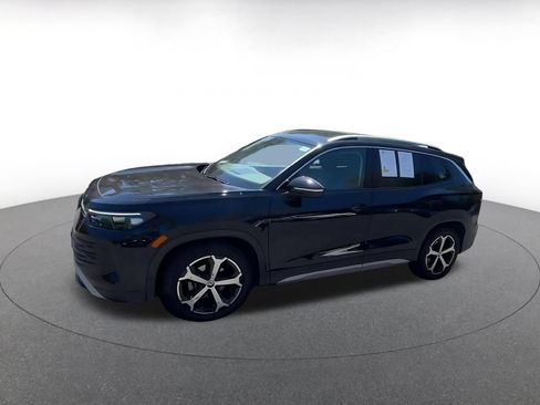 Used 2026 Volkswagen Tiguan SE FWD image 8