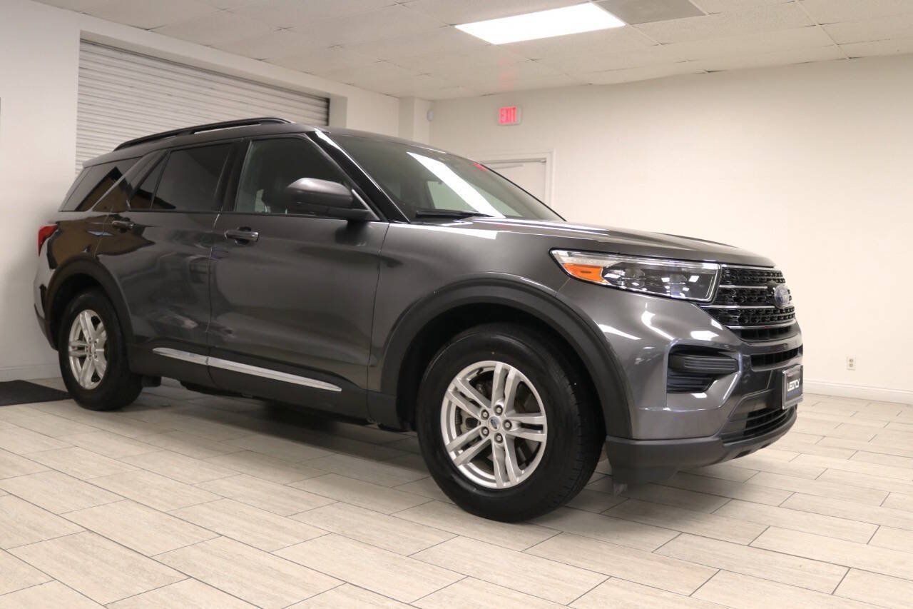 Used 2020 Ford Explorer XLT RWD image 5