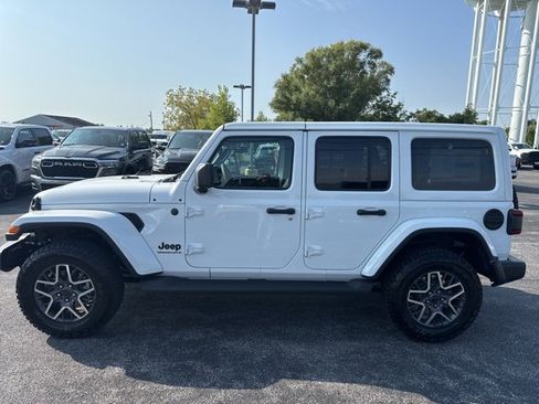 New 2025 Jeep Wrangler Sahara image 3