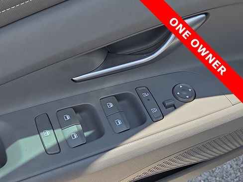Used 2025 Hyundai Elantra Sport FWD image 13