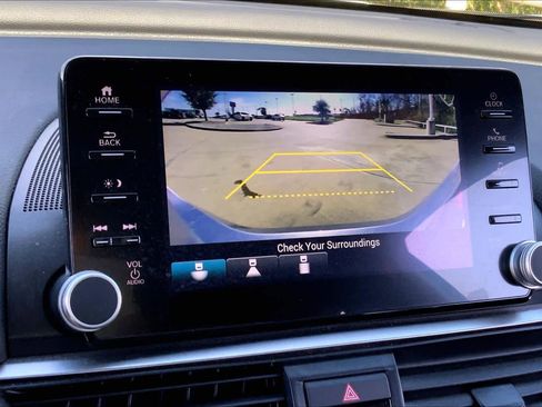 Used 2022 Honda Accord Sport image 28