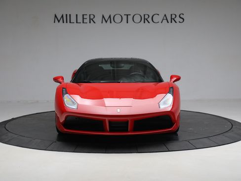 Certified 2018 Ferrari 488 GTB RWD image 12