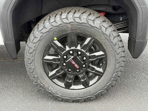 New 2026 GMC Sierra 2500 AT4 image 31