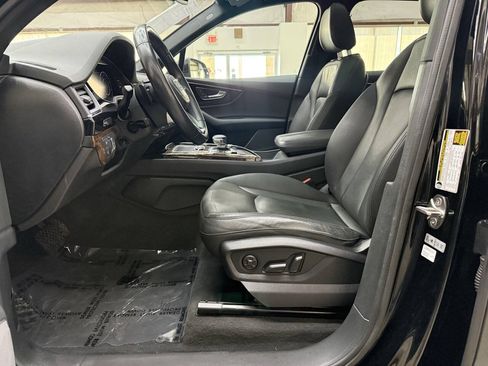 Used 2018 Audi Q7 3.0T Premium Plus w/ Premium Plus Package AWD/4WD image 13