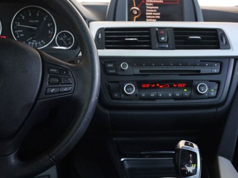 Used 2012 BMW 328i Sedan RWD image 32