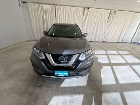 Used 2020 Nissan Rogue S w/ Special Edition Package image 3
