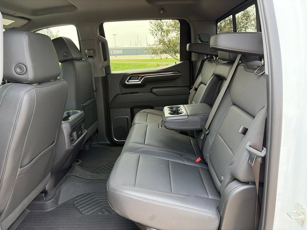 Used 2023 Chevrolet Silverado 1500 LT Trail Boss w/ Convenience Package II AWD/4WD image 41