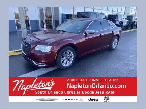 Used 2016 Chrysler 300 C image 1