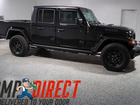 Used 2021 Jeep Gladiator Sport image 6