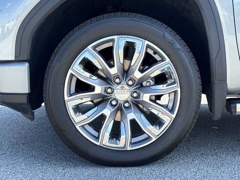 Used 2023 GMC Sierra 1500 Denali w/ Denali Reserve Package AWD/4WD image 38