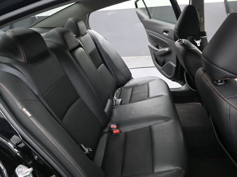 Used 2021 Nissan Altima 2.5 SR w/ SR Premium Package FWD image 33