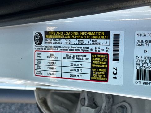 Used 2021 Toyota Tacoma TRD Sport AWD/4WD image 48