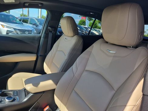 Used 2024 Cadillac XT4 Luxury FWD image 18