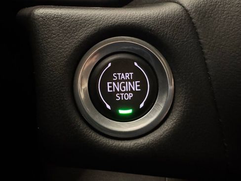 Used 2021 Chevrolet Tahoe Z71 AWD/4WD image 26