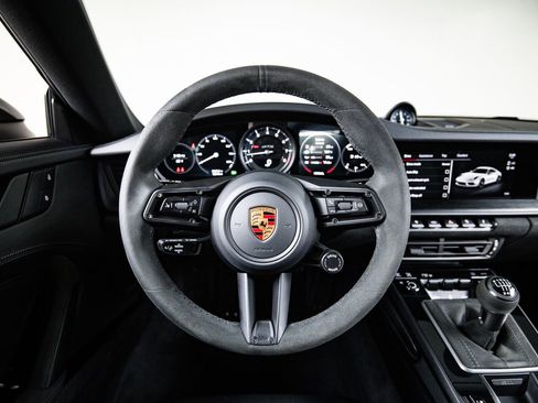 Used 2022 Porsche 911 Carrera GTS RWD image 26
