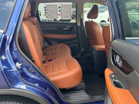 Used 2017 Nissan Rogue SL w/ SL Premium Package AWD/4WD image 29