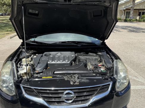 Used 2011 Nissan Altima 2.5 S w/ 2.5S Premium Pkg image 9