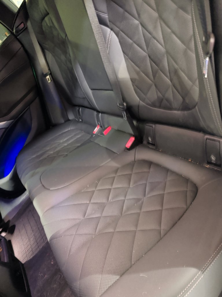 Certified 2024 BMW X6 M60i AWD/4WD image 7