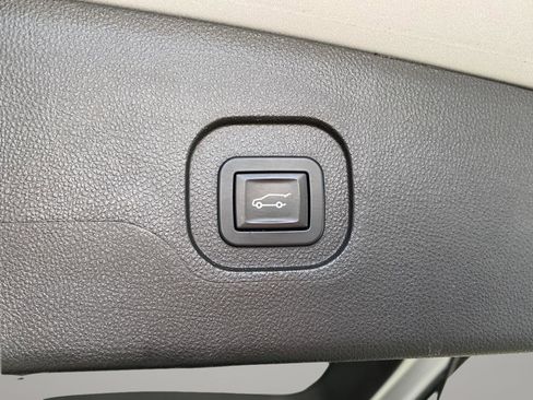 Used 2013 Chevrolet Equinox LTZ image 22