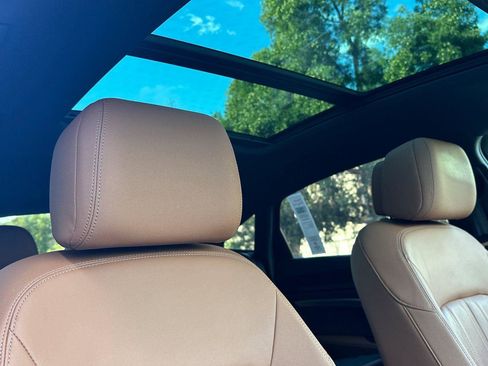 Used 2024 Audi Q8 e-tron Premium Plus image 16