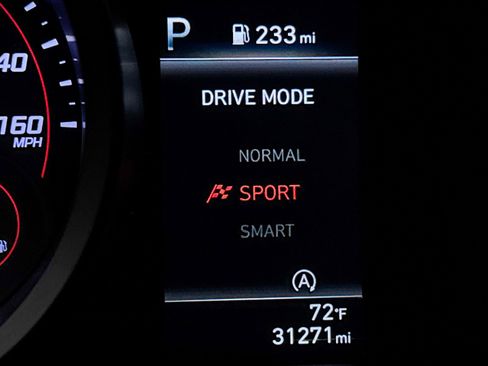 Used 2023 Hyundai Elantra SE image 9