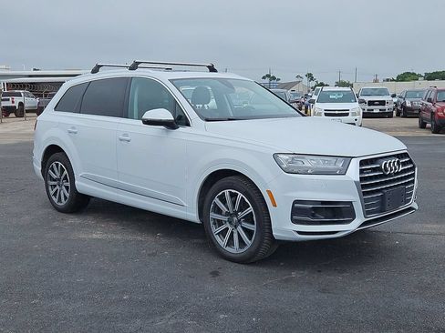Used 2018 Audi Q7 3.0T Premium Plus w/ Premium Plus Package AWD/4WD image 8