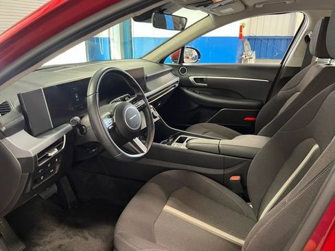 Used 2025 Hyundai Sonata SEL FWD image 22