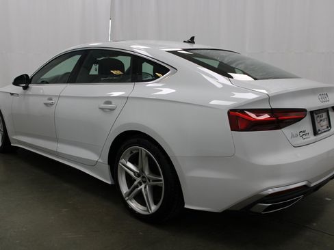 Used 2022 Audi A5 2.0T Premium image 8