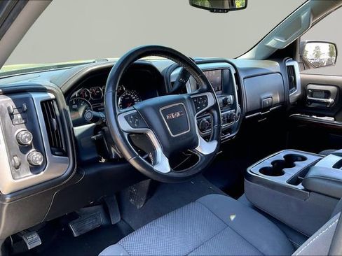 Used 2019 GMC Sierra 1500 SLE w/ SLE Value Package AWD/4WD image 12